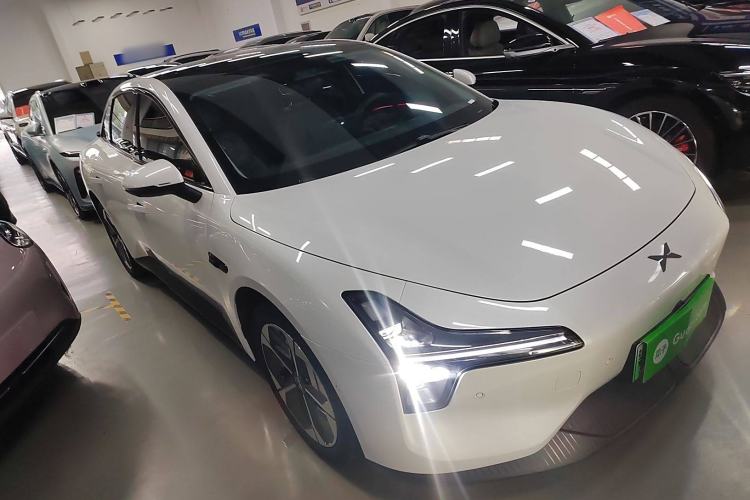 Used XPeng MONA M03 2024 620 with Ultra-Long Range Exterior 2