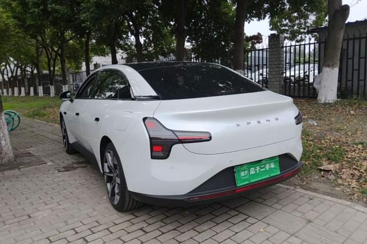 Used XPeng MONA M03 2024 620 with Ultra-Long Range Exterior 2