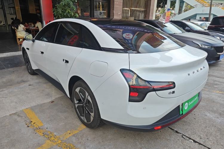 Used XPeng MONA M03 2024 620 with Ultra-Long Range Exterior 2