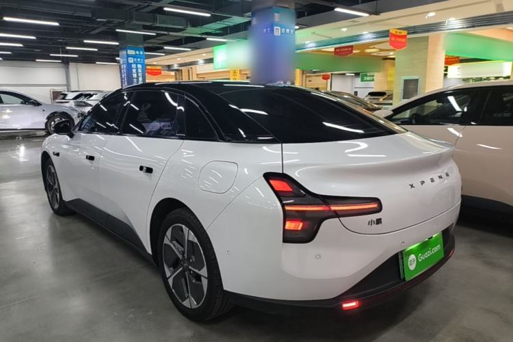 Used XPeng MONA M03 2024 620 with Ultra-Long Range Exterior 2