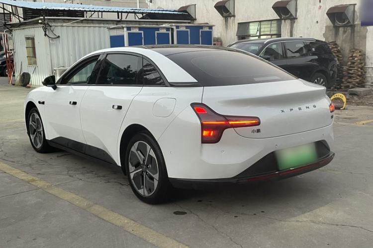 Used XPeng MONA M03 2024 620 with Ultra-Long Range Exterior 3