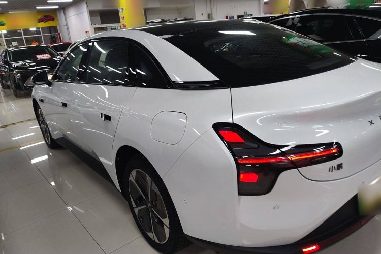 Used XPeng MONA M03 2024 620 with Ultra-Long Range Exterior 3