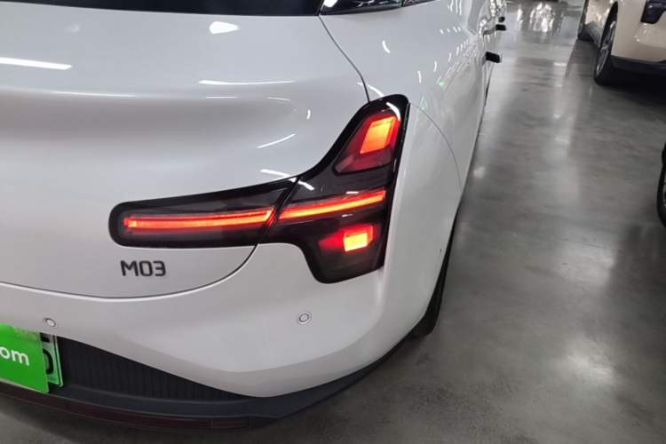 Used XPeng MONA M03 2024 620 with Ultra-Long Range Exterior 3
