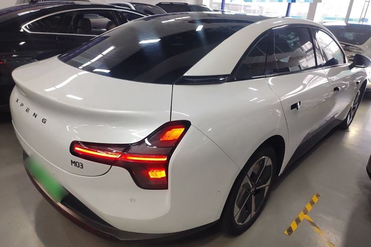 Used XPeng MONA M03 2024 620 with Ultra-Long Range Exterior 5
