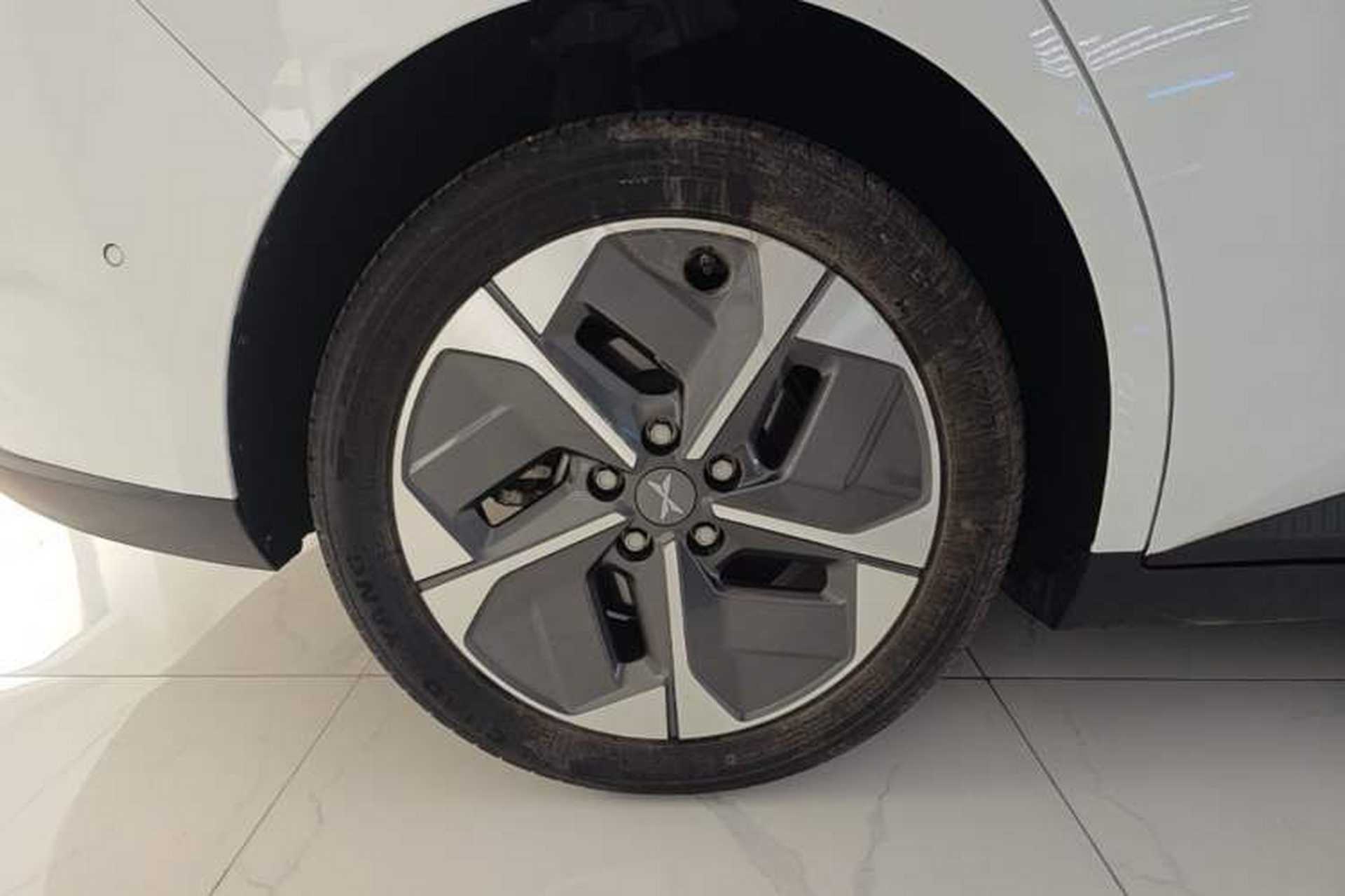 Used XPeng MONA M03 2024 620 with Ultra-Long Range Exterior 5