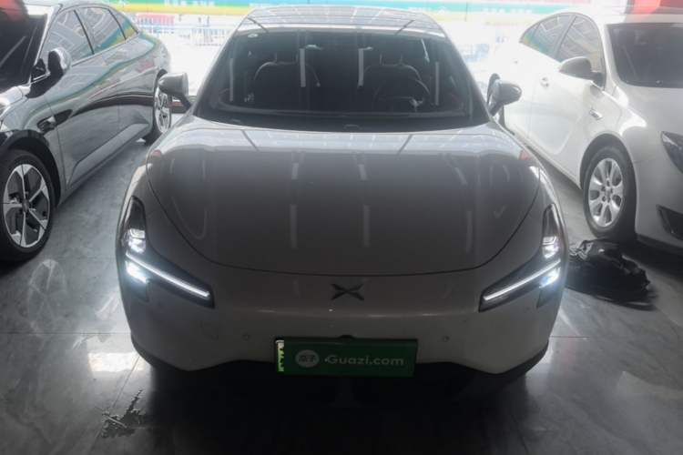 Used XPeng MONA M03 2024 620 with Ultra-Long Range Front