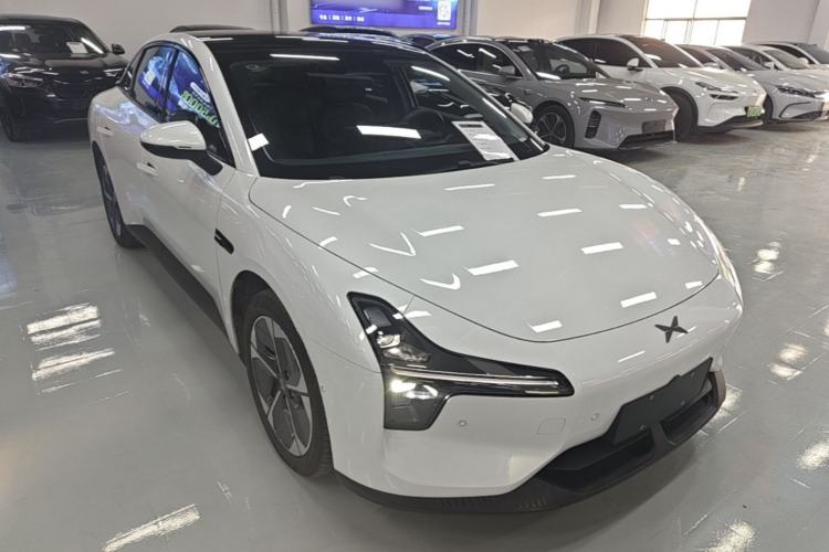 Used XPeng MONA M03 2024 620 with Ultra-Long Range Front Right 45 Deg