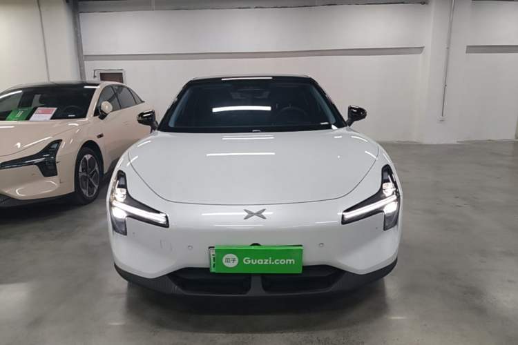 Used XPeng MONA M03 2024 620 with Ultra-Long Range Front