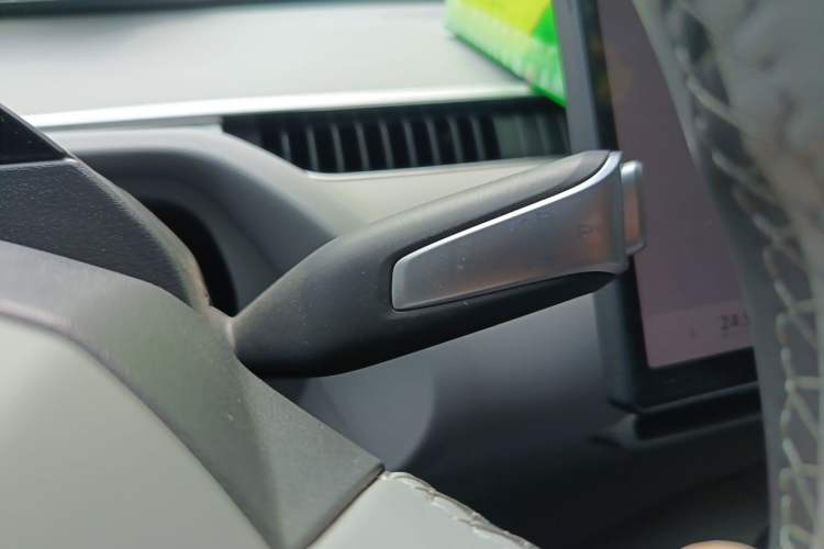 Used XPeng MONA M03 2024 515 Long-Range Gear Lever