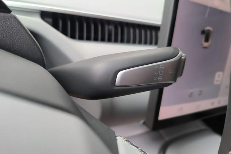 Used XPeng MONA M03 2024 515 Long-Range Gear Lever