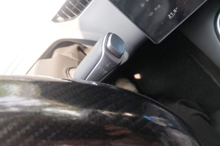 Used XPeng MONA M03 2024 620 with Ultra-Long Range Gear Lever