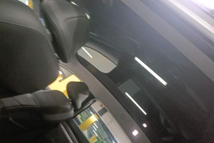 Used XPeng MONA M03 2024 620 with Ultra-Long Range Headliner