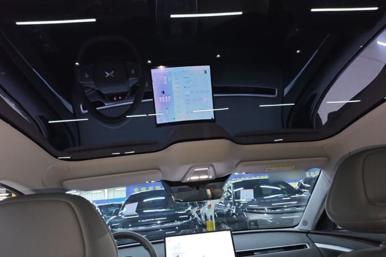 Used XPeng MONA M03 2024 620 with Ultra-Long Range Headliner