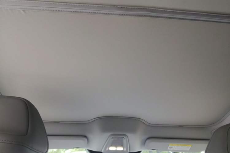 Used XPeng MONA M03 2024 620 with Ultra-Long Range Headliner