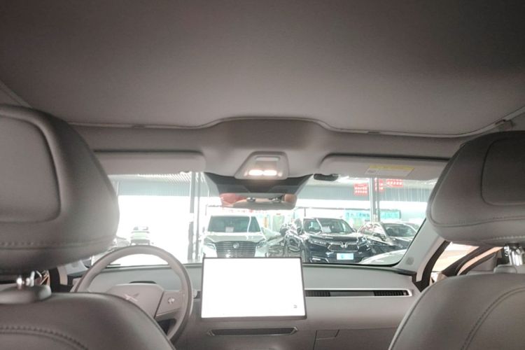 Used XPeng MONA M03 2024 620 with Ultra-Long Range Headliner