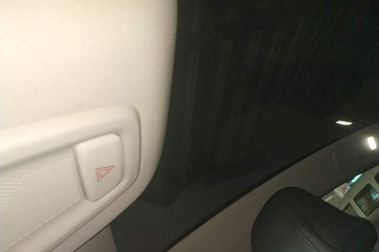 Used XPeng MONA M03 2024 620 with Ultra-Long Range Headliner