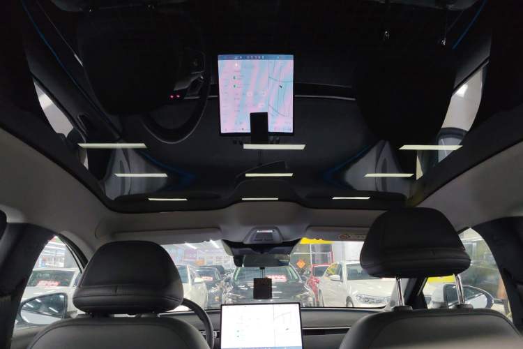 Used XPeng MONA M03 2024 620 with Ultra-Long Range Headliner