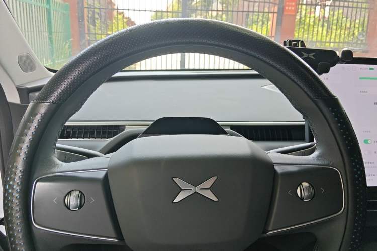 Used XPeng MONA M03 2024 620 with Ultra-Long Range Instrument Cluster