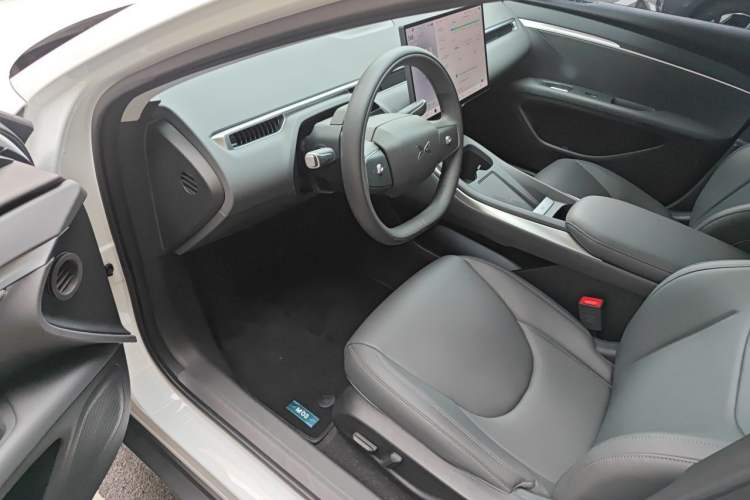 Used XPeng MONA M03 2024 515 Long-Range Interior 3