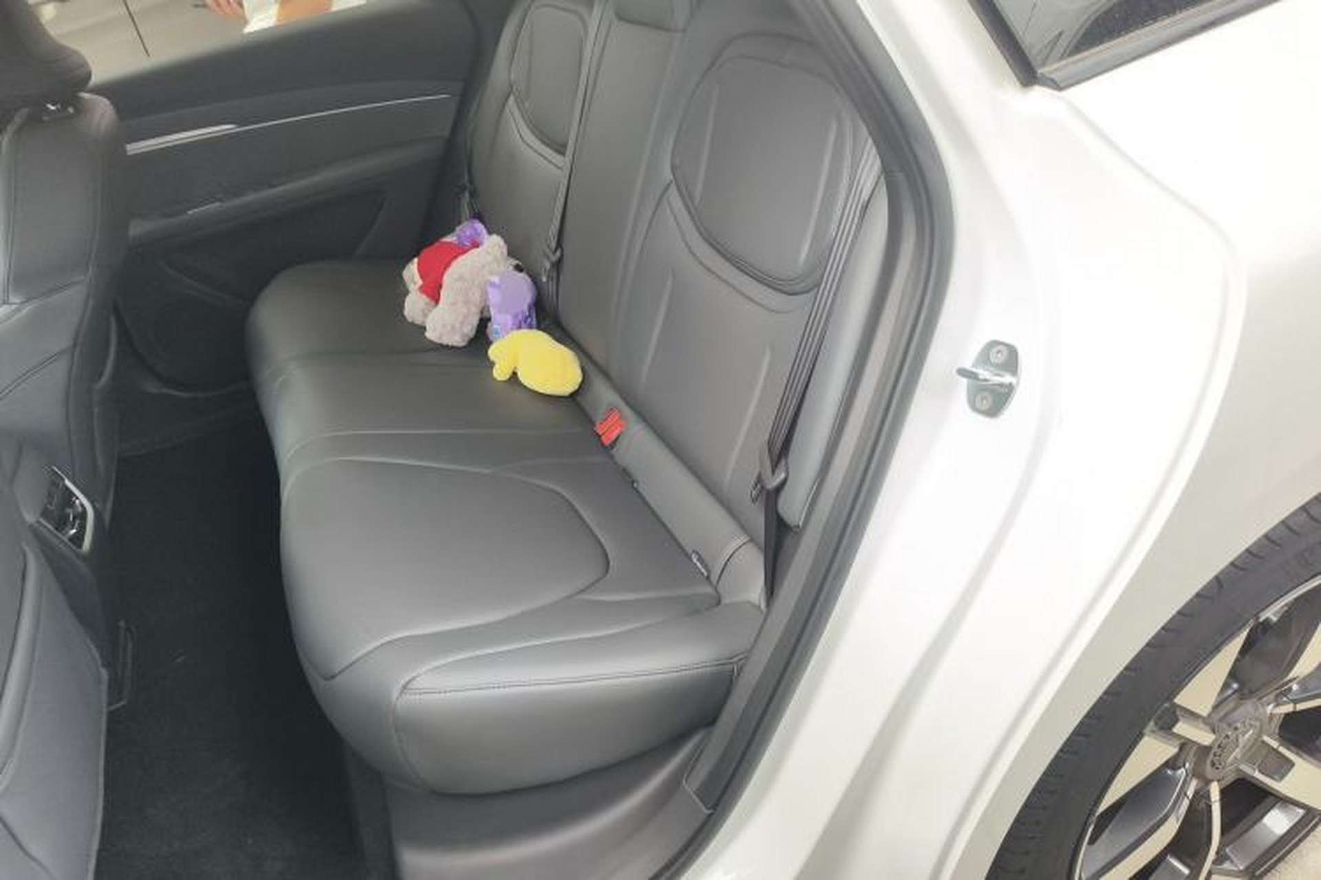 Used XPeng MONA M03 2024 620 with Ultra-Long Range Interior 4