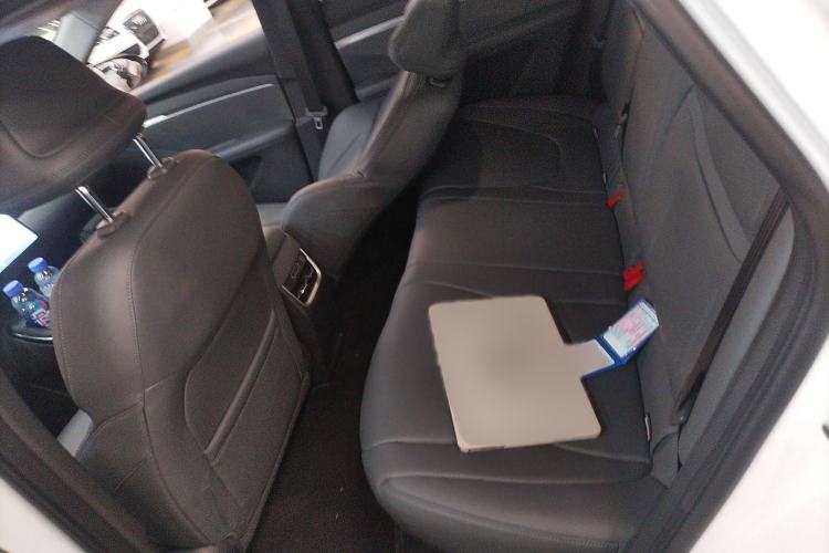 Used XPeng MONA M03 2024 620 with Ultra-Long Range Interior 4