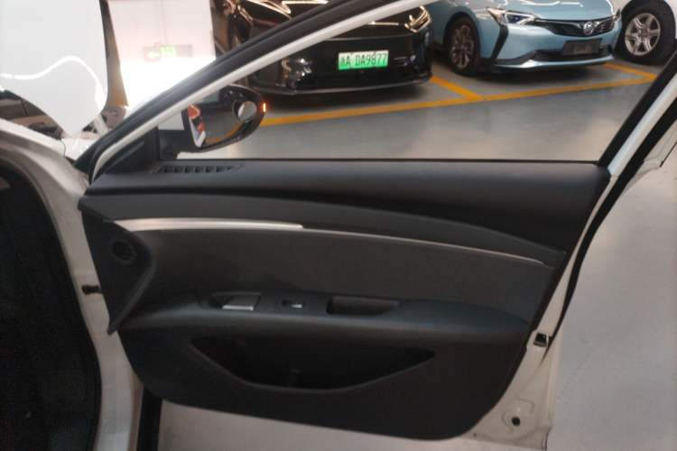 Used XPeng MONA M03 2024 620 with Ultra-Long Range Interior 5