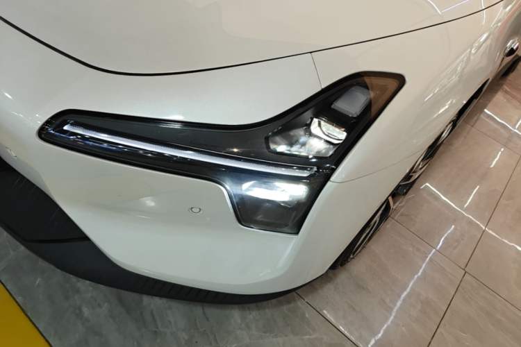 Used XPeng MONA M03 2024 620 with Ultra-Long Range Left Front Headlight