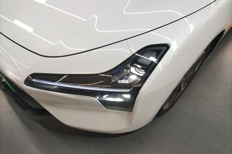 Used XPeng MONA M03 2024 620 with Ultra-Long Range Left Front Headlight