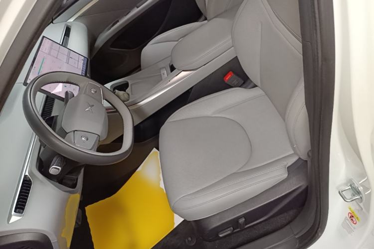Used XPeng MONA M03 2024 620 with Ultra-Long Range Left Front Seat