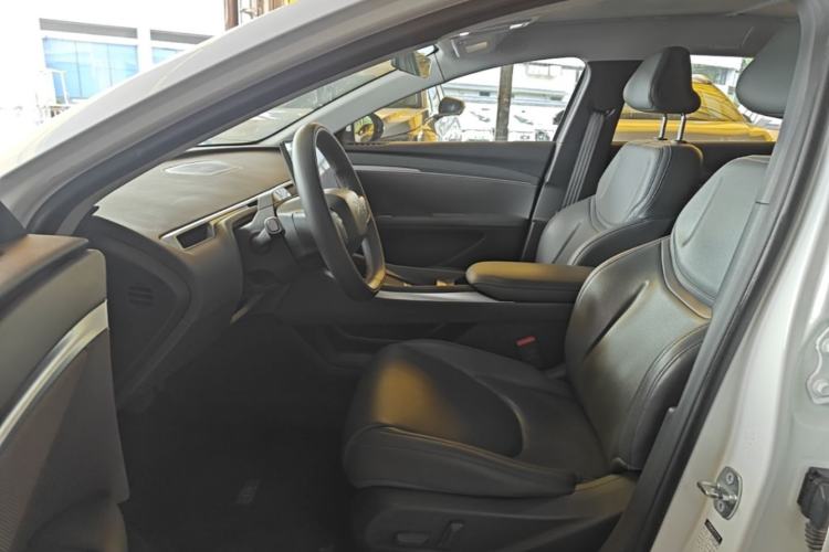 Used XPeng MONA M03 2024 620 with Ultra-Long Range Left Front Seat