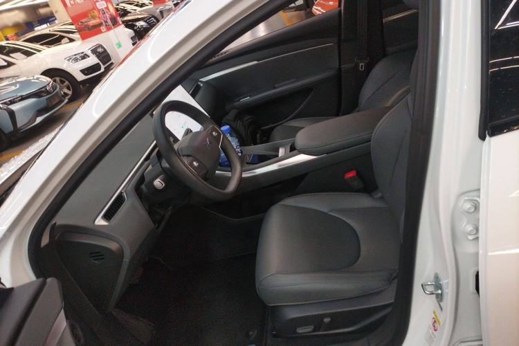 Used XPeng MONA M03 2024 620 with Ultra-Long Range Left Front Seat