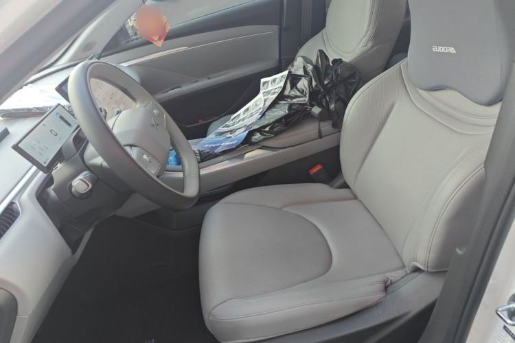 Used XPeng MONA M03 2024 620 with Ultra-Long Range Left Front Seat