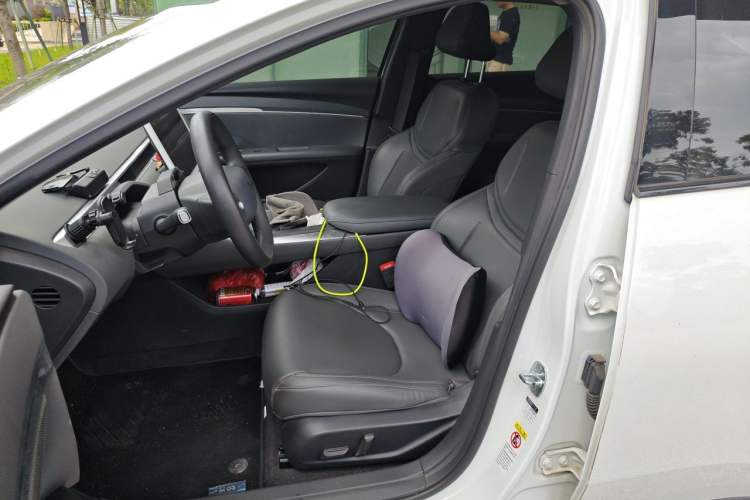 Used XPeng MONA M03 2024 620 with Ultra-Long Range Left Front Seat