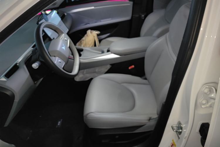 Used XPeng MONA M03 2024 620 with Ultra-Long Range Left Front Seat