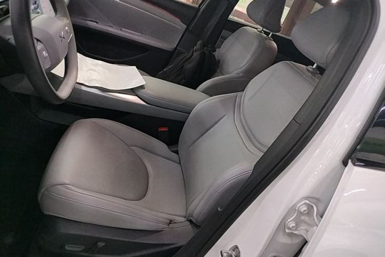 Used XPeng MONA M03 2024 620 with Ultra-Long Range Left Front Seat