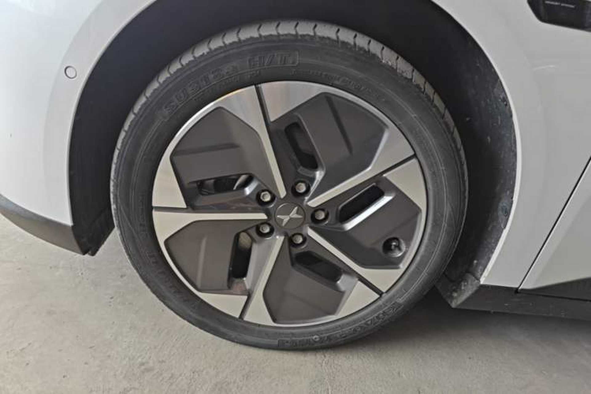 Used XPeng MONA M03 2024 620 with Ultra-Long Range Left Front Wheel Hub