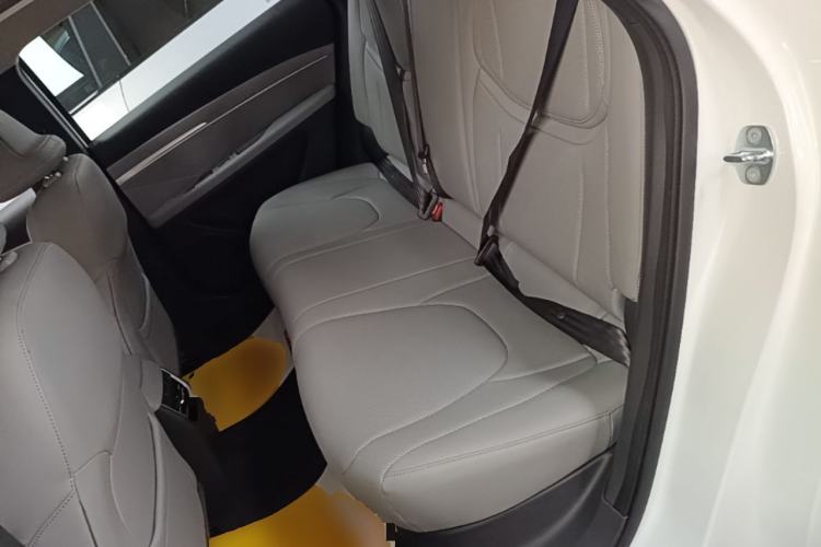 Used XPeng MONA M03 2024 620 with Ultra-Long Range Left Rear Seat