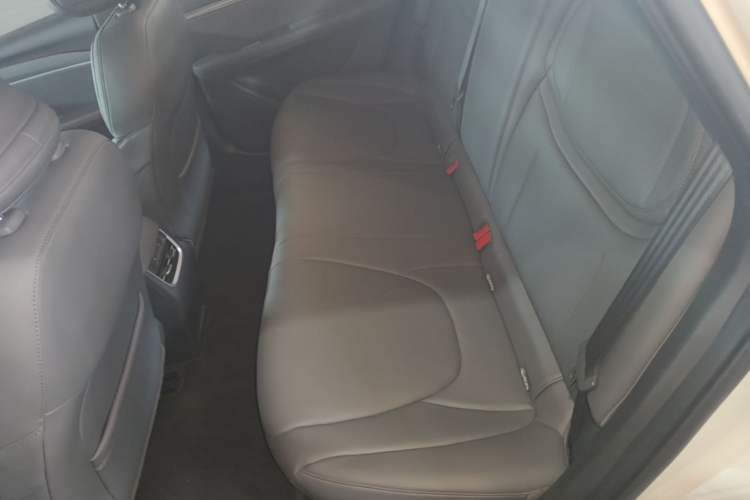 Used XPeng MONA M03 2024 620 with Ultra-Long Range Left Rear Seat