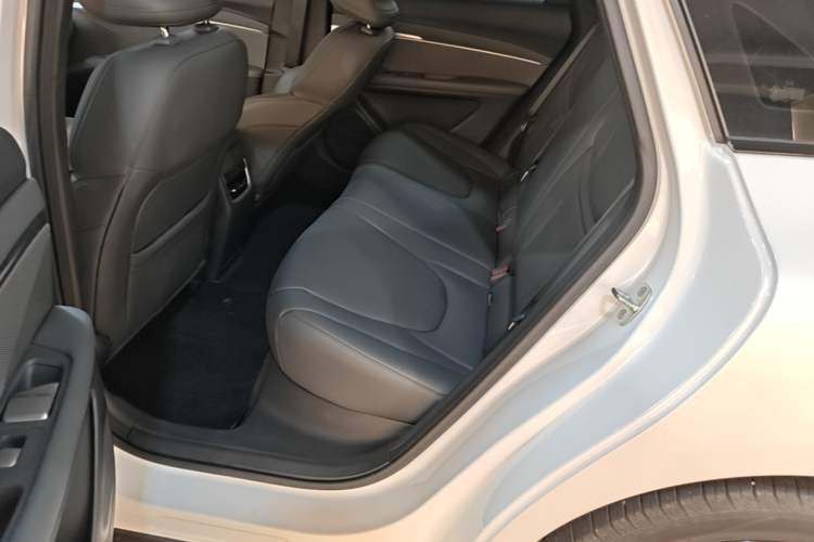 Used XPeng MONA M03 2024 620 with Ultra-Long Range Left Rear Seat