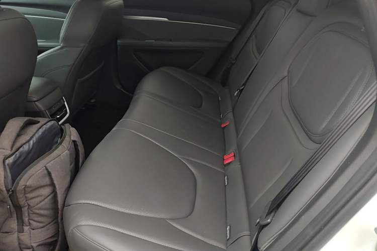 Used XPeng MONA M03 2024 620 with Ultra-Long Range Left Rear Seat