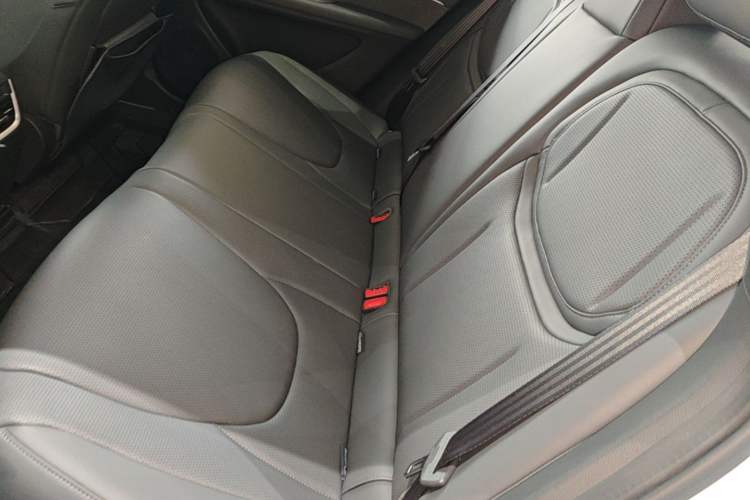 Used XPeng MONA M03 2024 620 with Ultra-Long Range Left Rear Seat