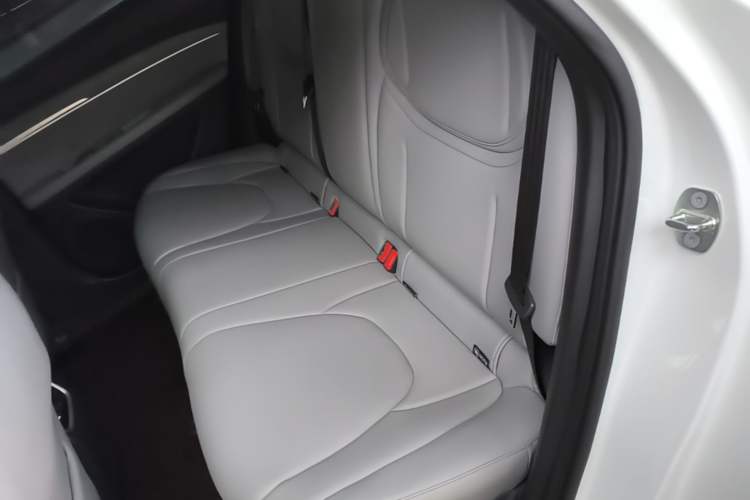 Used XPeng MONA M03 2024 515 Long-Range Left Rear Seat