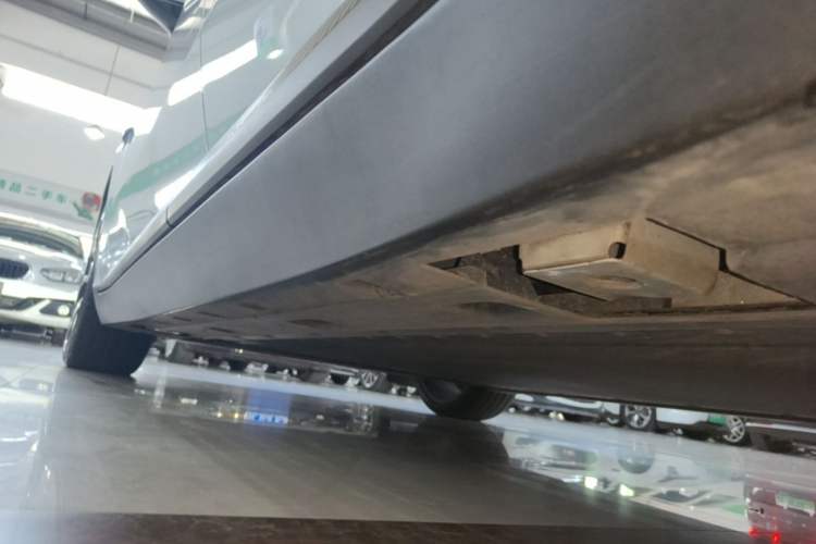 Used XPeng MONA M03 2024 620 with Ultra-Long Range Left Side Sill