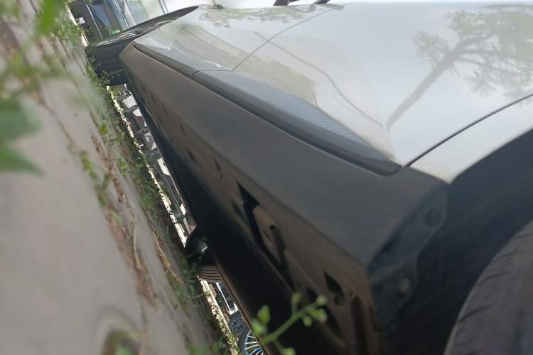 Used XPeng MONA M03 2024 620 with Ultra-Long Range Left Side Sill