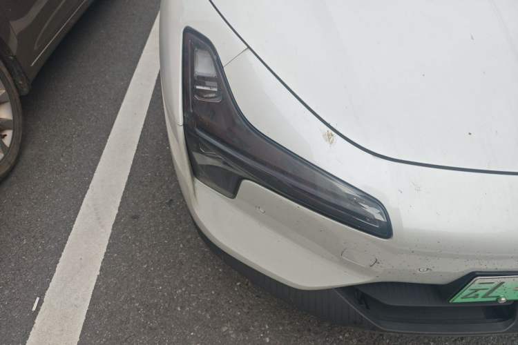 Used XPeng MONA M03 2024 620 with Ultra-Long Range Right Front Headlight