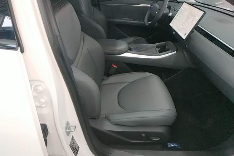 Used XPeng MONA M03 2024 515 Long-Range Right Front Seat