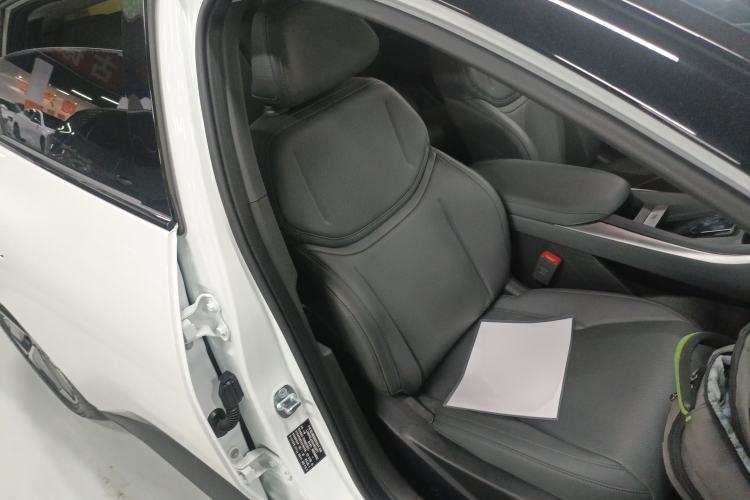 Used XPeng MONA M03 2024 620 with Ultra-Long Range Right Front Seat