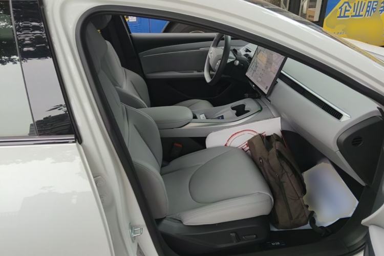 Used XPeng MONA M03 2024 620 with Ultra-Long Range Right Front Seat