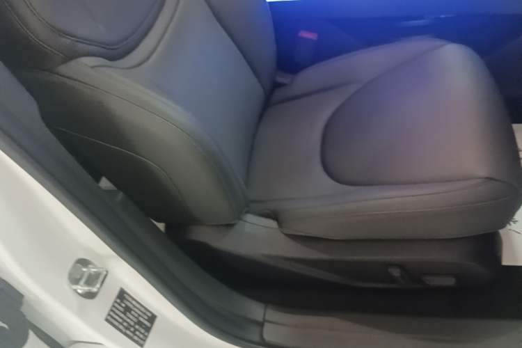 Used XPeng MONA M03 2024 515 Long-Range Right Front Seat