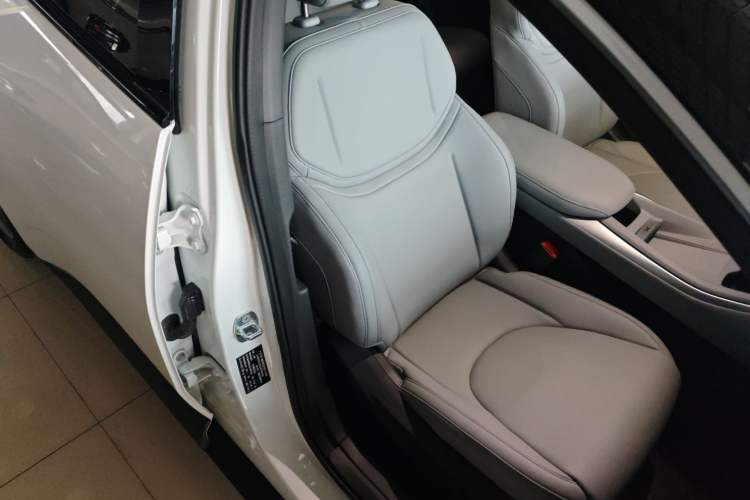 Used XPeng MONA M03 2024 515 Long-Range Right Front Seat